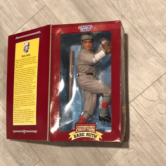 Babe Ruth Vintage collectible figure. In original box. Great for Fathers. . - Picture 1 of 5